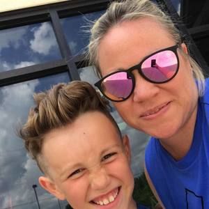 Meet your Posher, April